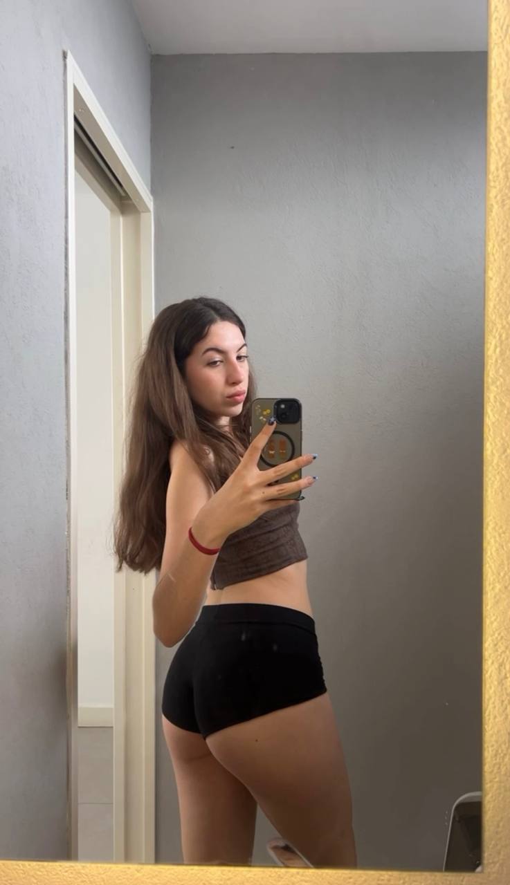 Amber in her underwear in Peshawar