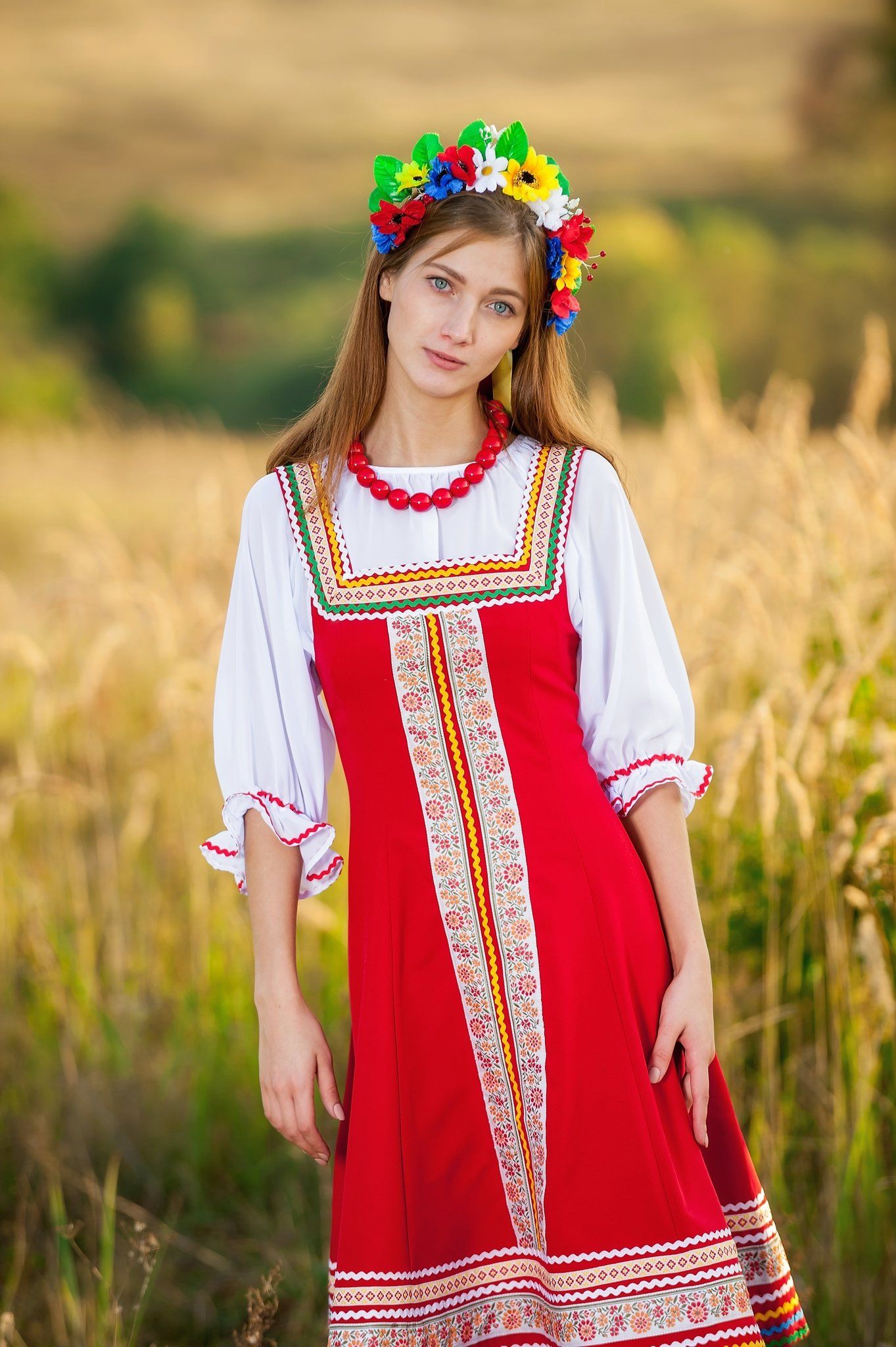 Women in Slavic costumes in Peshawar