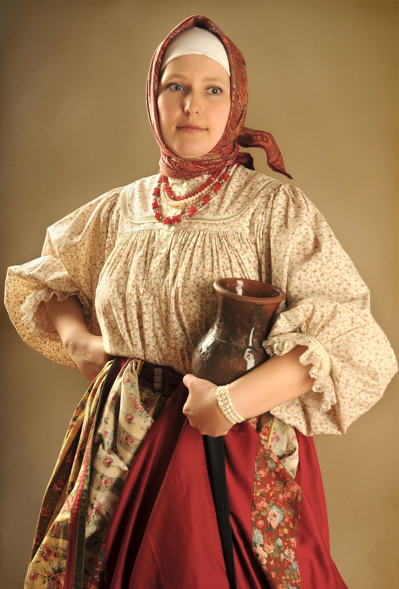 Girls in Slavic costumes in Peshawar